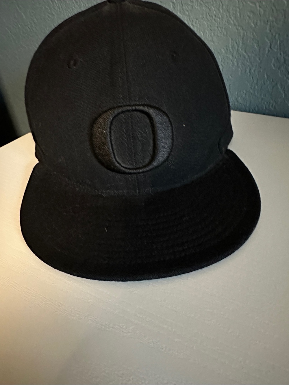Nike Black Fitted Baseball Cap with Embroidered O Logo